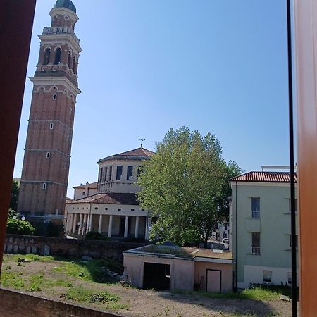 Palladio Appartamento Turistico Rovigo Luaran gambar